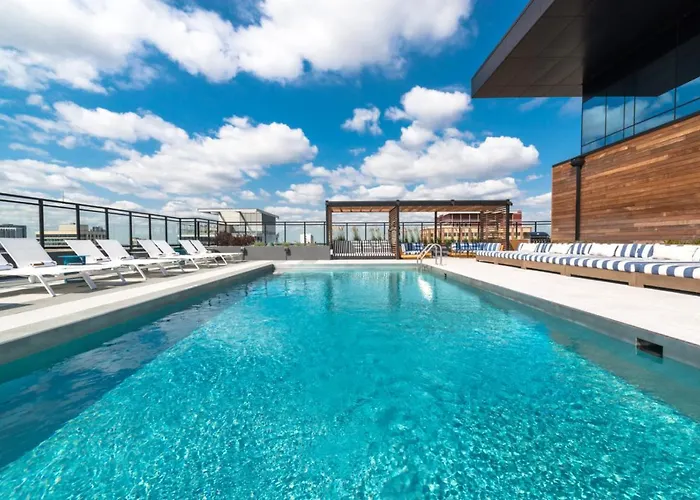 Aurelien Spacious In The Heart Of Gold Coast Apartment *