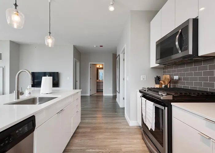 Apartment Aurelien Spacious In The Heart Of Gold Coast *