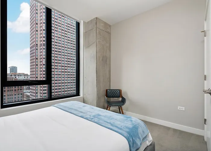 Apartment Aurelien Spacious In The Heart Of Gold Coast Chicago