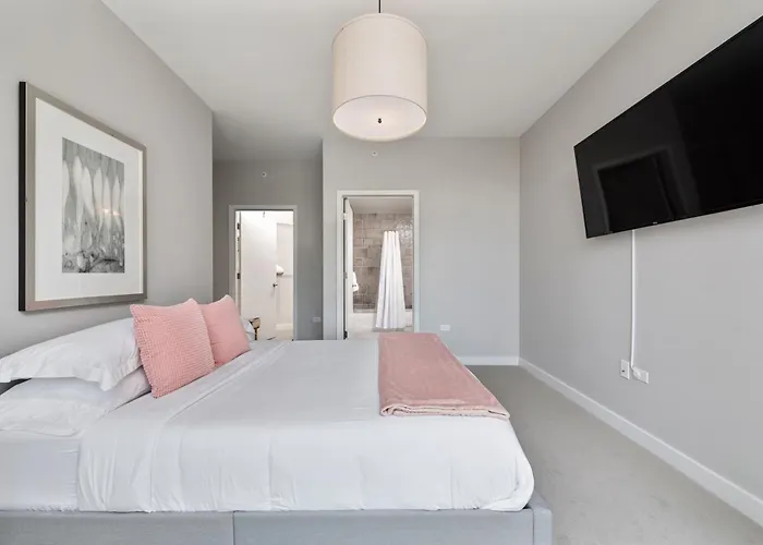Apartment Aurelien Spacious In The Heart Of Gold Coast