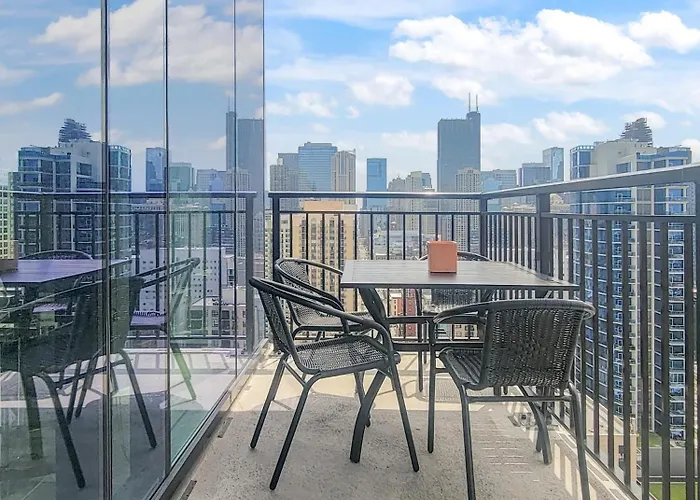 Apartment Aurelien Spacious In The Heart Of Gold Coast Chicago