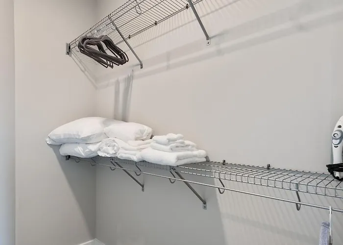 Aurelien Spacious In The Heart Of Gold Coast Apartment