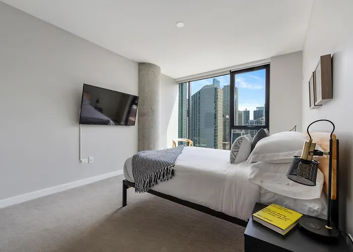 Aurelien Spacious In The Heart Of Gold Coast *