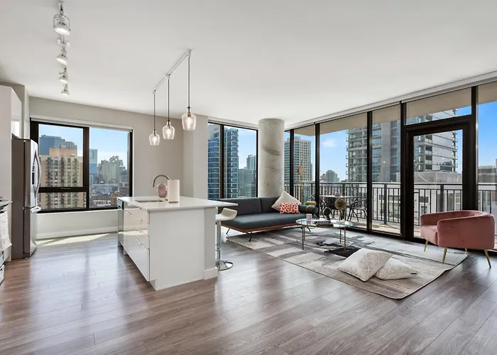 Aurelien Spacious In The Heart Of Gold Coast Apartment