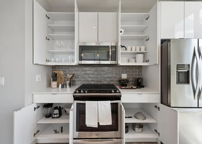 Apartment Aurelien Spacious In The Heart Of Gold Coast *