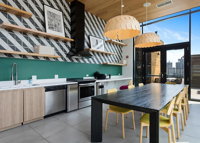 Apartment Aurelien Spacious In The Heart Of Gold Coast