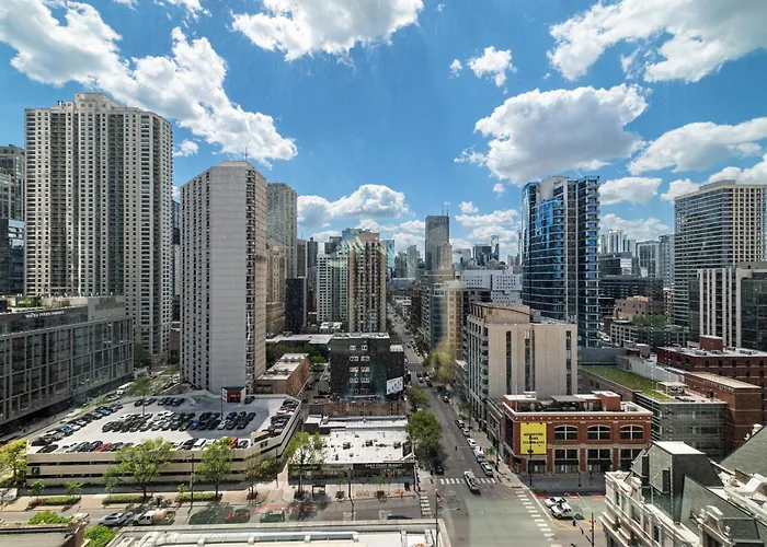 Apartment Aurelien Spacious In The Heart Of Gold Coast *
